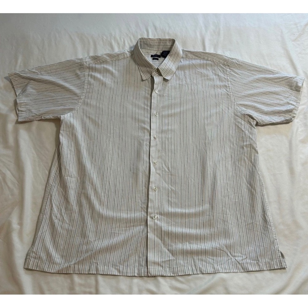 Van Heusen Studio Mens XL Short Sleeve Button Down Shirt White Striped Modal
